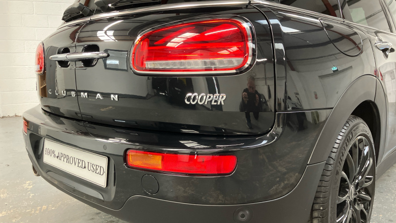 MINI Clubman 1.5 Cooper Exclusive 6dr Auto [Comfort/Nav+ Pack] Petrol Estate